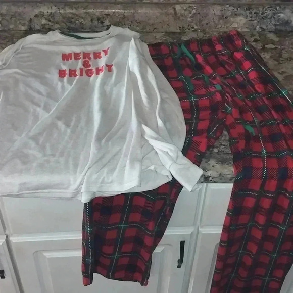 Family Unisex Christmas pajamas set pants top set. Multiple sizes - Picture 1 of 4